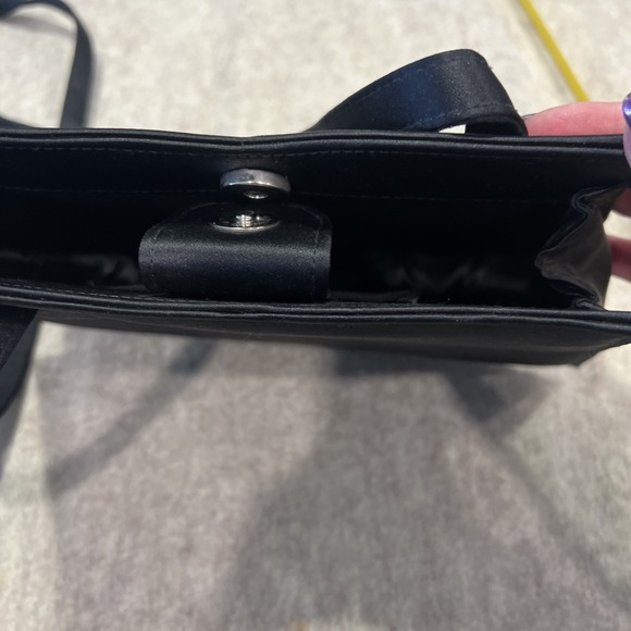 Gorgeous Victoria Secret Handbag Black Satin Cocktail Bag With Heart‎ EUC - Picture 10 of 11